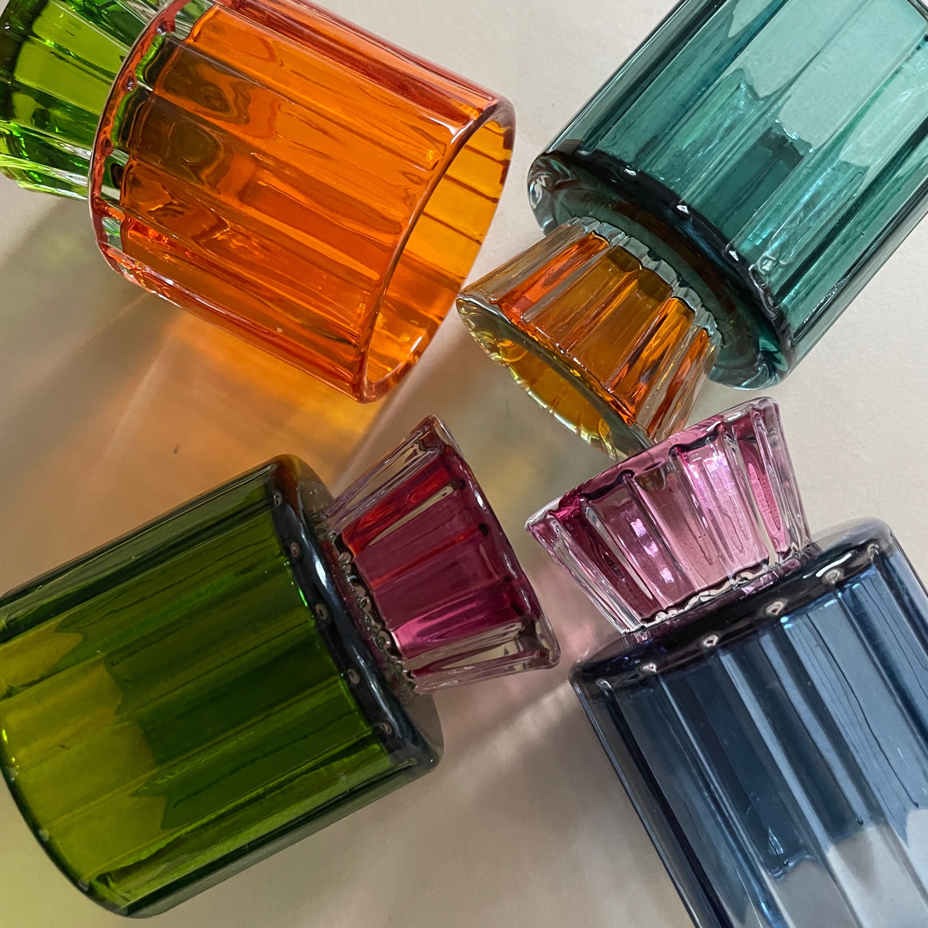 The Candle Club Multifunctionele gekleurde glazen kandelaar Groen/Roze