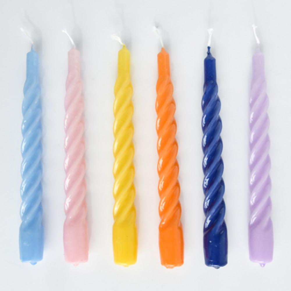 Twisted kaarsen, Italiaanse draaikaarsen - Regenboog - Rainbow - Set  6 stuks