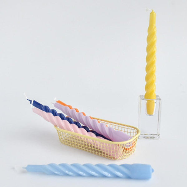 The Candle Club Twisted Candle Set - Candy (lichtblauw, geel, licht Roze) - The Candle Club